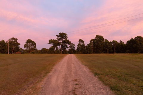 Hunter Hideaway Cottages - Tourism Adelaide 6