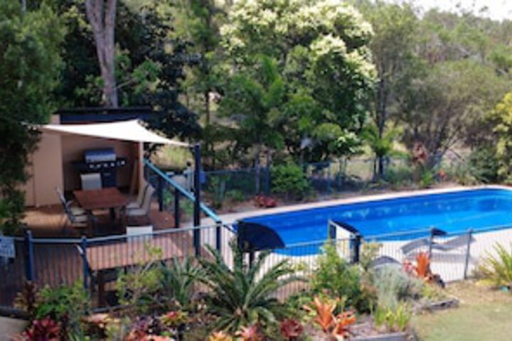 Coochiemudlo Island QLD Tourism Adelaide