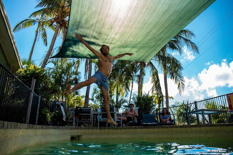 Backpackers By The Bay - Tourism Adelaide 5