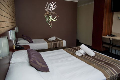 Sarina Motor Inn - Tourism Adelaide 6
