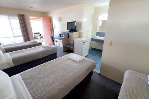 Oscar Motel - Tourism Adelaide 7