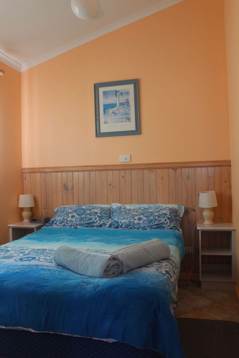 Regatta Point Holiday Park - Tourism Adelaide 5