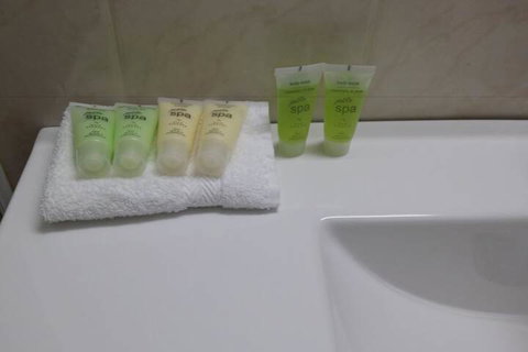 Hampton Court Apartments - Tourism Adelaide 6