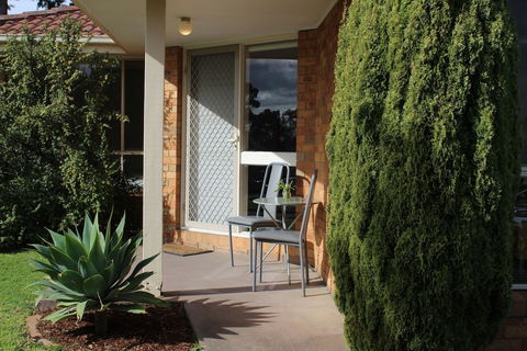 Australian Home Away At East Doncaster Andersons Creek 1 - Tourism Adelaide 2