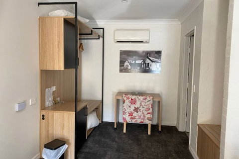 Town Square Motel - Tourism Adelaide 1