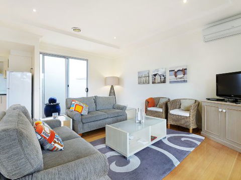 Balcombe Apartments - Tourism Adelaide 5