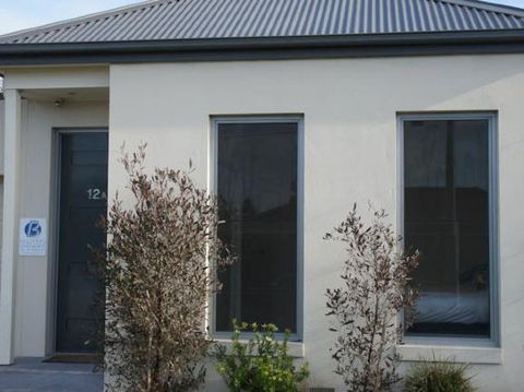 Balcombe Apartments - Tourism Adelaide 0