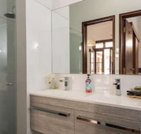 Fairway Manor Accommodation - Tourism Adelaide