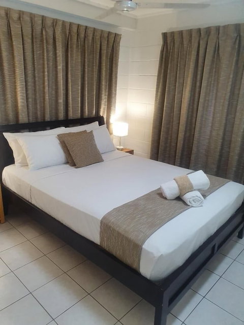 Ocean Breeze Units - Tourism Adelaide 5