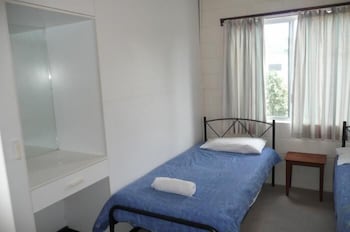 Ocean Breeze Units - Tourism Adelaide 4