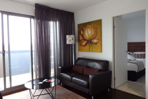 Hiigh Apartments - Tourism Adelaide 5