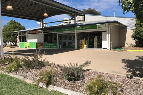 Banana Hotel Motel - Tourism Adelaide 7