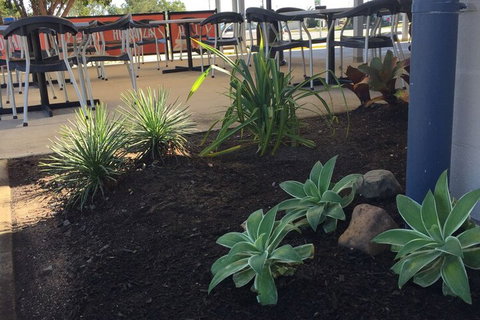 Banana Hotel Motel - Tourism Adelaide 5