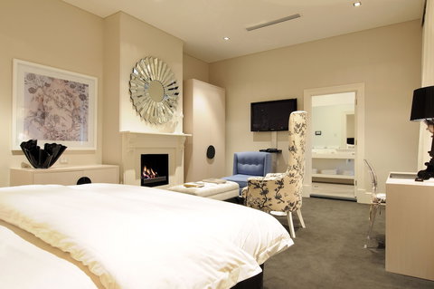 5 Rooms At The Stirling Hotel - Tourism Adelaide 1