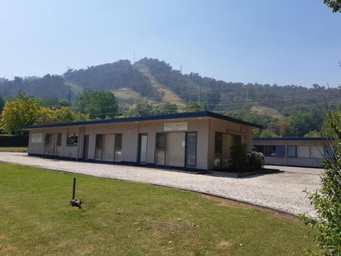 Mt Beauty Motor Inn - Tourism Adelaide 0