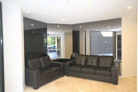 RNR Serviced Apartments North Melbourne - Tourism Adelaide 2