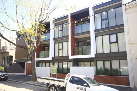 RNR Serviced Apartments North Melbourne - Tourism Adelaide 1