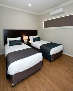 Renmark Holiday Apartments - Tourism Adelaide 0