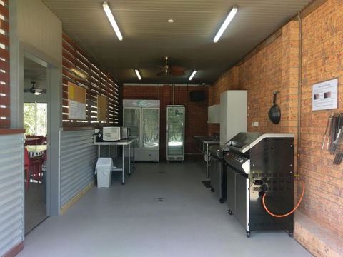 Tuncurry Lakes Resort - Tourism Adelaide 4