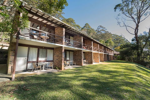 Avoca Beach Hotel - Tourism Adelaide 0