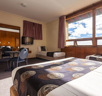Black Buffalo Hotel - Tourism Adelaide