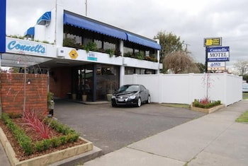 Connells Motel & Serviced Apartments - Tourism Adelaide 3