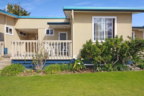 Carmens Inn - Tourism Adelaide 0