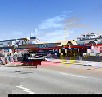 Palm Beach Hotel - Tourism Adelaide