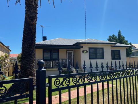 Inverell Terrace Motor Lodge - Tourism Adelaide 1