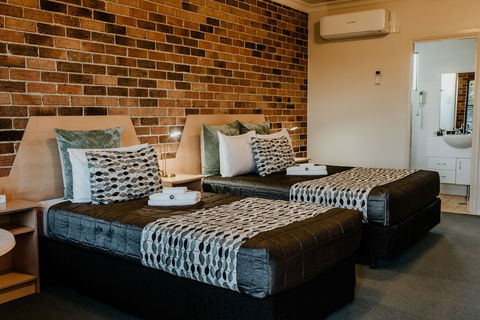 Inverell Terrace Motor Lodge - Tourism Adelaide 6