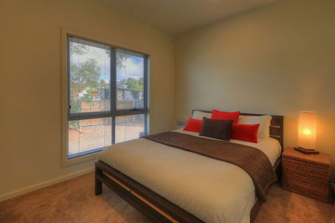 Fairwinds - Essentially Tas - Tourism Adelaide 1
