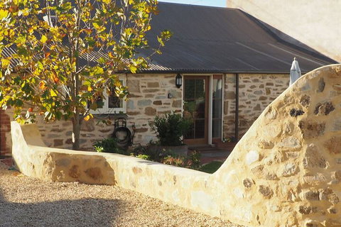 Cobblers Cottage B & B Accommodation - Tourism Adelaide 1