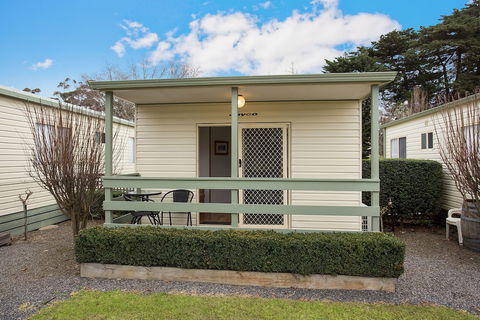 Lake Hamilton Motor Village & Caravan Park - Tourism Adelaide 1