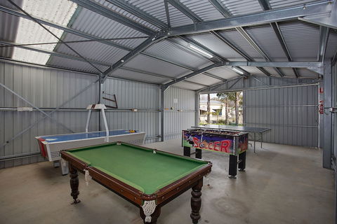 Lake Hamilton Motor Village & Caravan Park - Tourism Adelaide 6