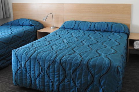 Urangan Motor Inn - Tourism Adelaide 7