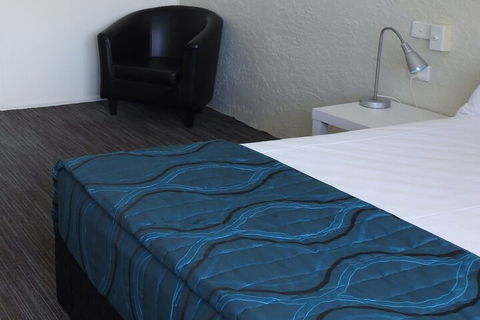 Urangan Motor Inn - Tourism Adelaide 5