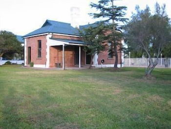 Lochinvar House B&B - Tourism Adelaide 0