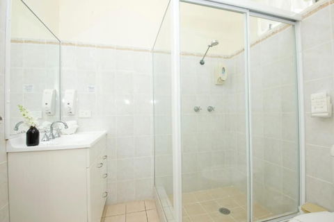 Tuncurry Beach Motel - Tourism Adelaide 3