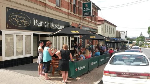 Empire Hotel Deloraine - Tourism Adelaide 3