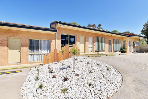 Cranbourne Motor Inn - Tourism Adelaide 1