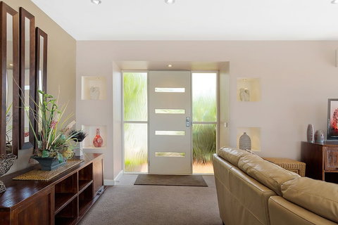 Oceanview Serenity - Tourism Adelaide 1