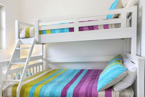 Seaview Sunset Holiday Apartments - Tourism Adelaide 5