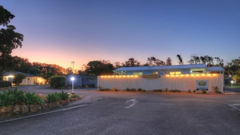 Bays Holiday Park - Tourism Adelaide 3