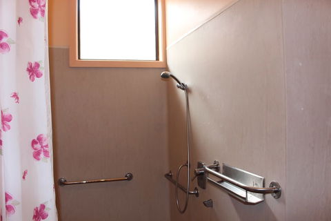 SJ Hostel - Tourism Adelaide 1