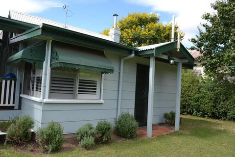 Pitstop Lodge Guesthouse B & B - Tourism Adelaide 4