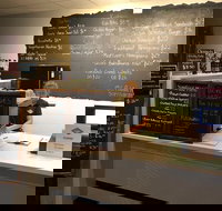 Lake Mulwala Hotel - Tourism Adelaide