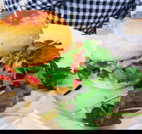 Hummingbird Busselton - Tourism Adelaide