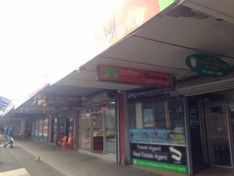 V & B Coffee And Bakery Take Away - Tourism Adelaide 0