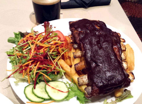 Finnian's Irish Tavern - Tourism Adelaide 0