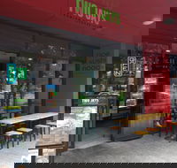 Two Jays Burger Joint - Sydney Olympic Park - Tourism Adelaide
